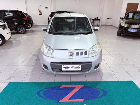 FIAT UNO 1.0 EVO VIVACE 8V FLEX 2P MANUAL FIAT UNO 1.0 EVO VIVACE 8V FLEX 2P MANUAL